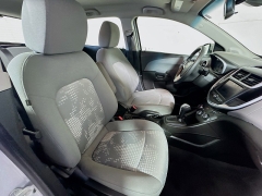 Used 2020  Chevrolet Sonic 4d Hatchback LT w/1FL at Dutro Auto near Zanesville, OH