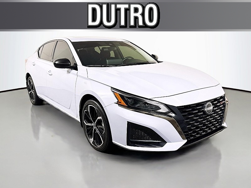 Used 2024  Nissan Altima 2&period;5 SR AWD Sedan at Dutro Auto near Zanesville&comma; OH