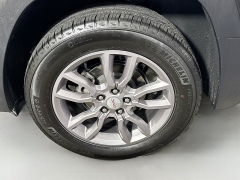 Used 2024  GMC Terrain AWD 4dr SLT at Graham Auto Mall near Mansfield, OH