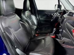 Used 2021  Jeep Renegade Trailhawk 4x4 at Dutro Auto near Zanesville&comma; OH