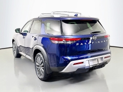 New 2025  Nissan Pathfinder SL 4WD at Dutro Auto near Zanesville&comma; OH