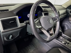 Used 2023  Volkswagen Atlas 2.0T SE 4MOTION at Graham Auto Mall near Mansfield, OH