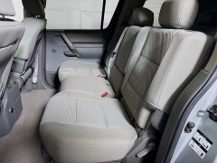 Used 2005  Nissan Armada 4d SUV 4WD SE at Graham Auto Mall near Mansfield&comma; OH