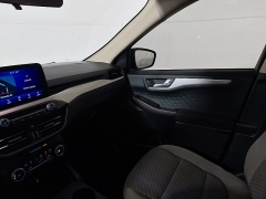 Used 2020  Ford Escape 4d SUV AWD SE at Graham Auto Mall near Mansfield&comma; OH