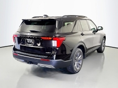 New 2026  Ford Explorer Active w&sol;200A Pkg 4WD at Dutro Auto near Zanesville&comma; OH