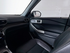 Used 2022  Ford Explorer Limited 4WD at Dutro Auto near Zanesville, OH