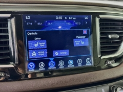 Used 2017  Chrysler Pacifica 4d Wagon Touring-L Plus at Graham Auto Mall near Mansfield&comma; OH