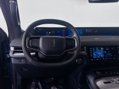 New 2027  Lincoln Navigator Reserve 4x4 at Graham Auto Mall near Mansfield&comma; OH