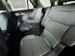 New 2026  Ford Explorer Active w&sol;200A Pkg 4WD at Dutro Auto near Zanesville&comma; OH