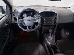 Used 2017  Ford Focus 4d Sedan SE at Graham Auto Mall near Mansfield&comma; OH