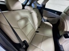 Used 2018  Hyundai Tucson 4d SUV FWD SEL Plus at Graham Auto Mall near Mansfield&comma; OH