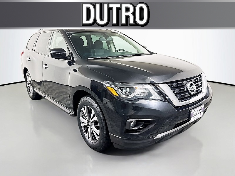 Used 2020  Nissan Pathfinder 4d SUV FWD SV at Dutro Auto near Zanesville&comma; OH