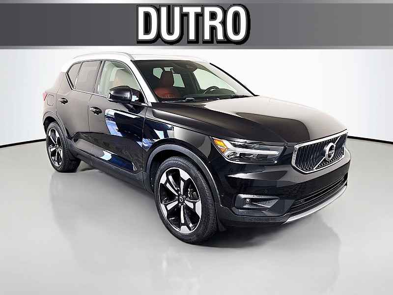 Used 2019  Volvo XC40 4d SUV AWD T5 Momentum at Graham Auto Mall near Mansfield&comma; OH