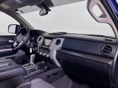 Used 2014  Toyota Tundra 4WD CrewMax SR5 5&period;7L FFV at Graham Auto Mall near Mansfield&comma; OH