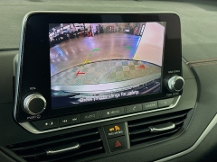Used 2019  Nissan Altima 4d Sedan AWD 2&period;5L SR at Graham Auto Mall near Mansfield&comma; OH