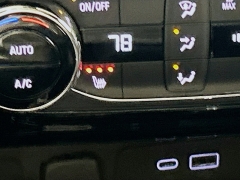 Used 2025  Chevrolet Trax FWD 4dr 2RS at Graham Auto Mall near Mansfield, OH