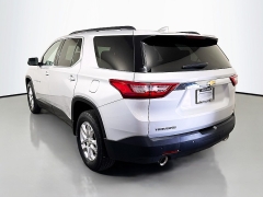 Used 2019  Chevrolet Traverse 4d SUV FWD LT Cloth w&sol;1LT at Graham Auto Mall near Mansfield&comma; OH
