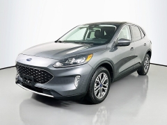 Used 2022  Ford Escape SEL AWD at Dutro Auto near Zanesville, OH