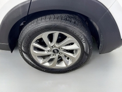 Used 2018  Hyundai Tucson 4d SUV FWD SEL Plus at Graham Auto Mall near Mansfield&comma; OH