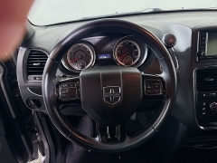 Used 2017  Dodge Grand Caravan 4d Wagon SE at Graham Auto Mall near Mansfield, OH