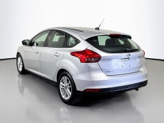 Used 2018  Ford Focus 4d Hatchback SE at Graham Auto Mall near Mansfield&comma; OH