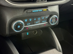 Used 2020  Ford Escape 4d SUV AWD SE at Dutro Auto near Zanesville&comma; OH