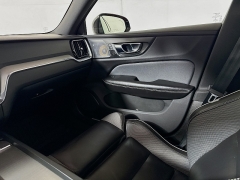 Used 2019  Volvo S60 4d Sedan FWD T5 R-Design at Graham Auto Mall near Mansfield&comma; OH