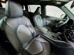 Used 2024  Toyota Highlander XSE AWD at Graham Auto Mall near Mansfield&comma; OH