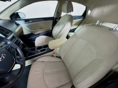 Used 2016  Hyundai Sonata 4d Sedan SE PZEV at Dutro Auto near Zanesville, OH