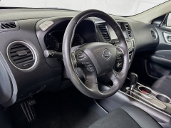 Used 2020  Nissan Pathfinder 4d SUV FWD SV at Dutro Auto near Zanesville&comma; OH