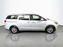 Used 2019  Kia Sedona 4d Wagon L at Graham Auto Mall near Mansfield&comma; OH