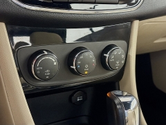 Used 2013  Chrysler 200 2d Convertible Touring at Dutro Auto near Zanesville, OH