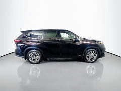 Used 2021  Toyota Highlander Hybrid Platinum AWD at Dutro Auto near Zanesville, OH