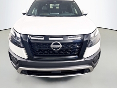 Used 2024  Nissan Pathfinder Rock Creek 4WD at Graham Auto Mall near Mansfield&comma; OH