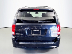 Used 2019  Dodge Grand Caravan 4d Wagon SXT at Graham Auto Mall near Mansfield&comma; OH