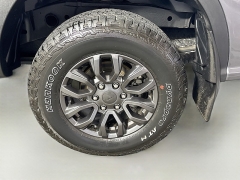 Used 2023  Ford Ranger XLT 4WD SuperCrew 5' Box at Dutro Auto near Zanesville, OH