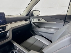 New 2026  Ford Explorer Active w&sol;200A Pkg 4WD at Dutro Auto near Zanesville&comma; OH