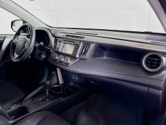 Used 2017  Toyota RAV4 4d SUV AWD LE at Dutro Auto near Zanesville&comma; OH