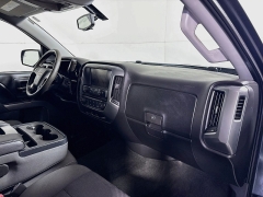 Used 2017  Chevrolet Silverado 1500 2WD Crew Cab LT at Graham Auto Mall near Mansfield&comma; OH
