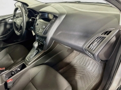 Used 2018  Ford Focus 4d Hatchback SE at Graham Auto Mall near Mansfield&comma; OH