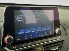 Used 2020  Nissan Altima 4d Sedan FWD 2.5L SV at Dutro Auto near Zanesville, OH