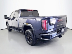 Used 2024  GMC Sierra 2500HD 4WD Crew Cab 172" AT4 Dsl at Dutro Auto near Zanesville&comma; OH