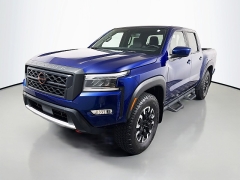 Used 2022  Nissan Frontier Crew Cab 4x4 PRO-4X Auto at Dutro Auto near Zanesville, OH