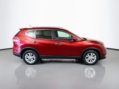 Used 2016  Nissan Rogue 4d SUV AWD SV at Graham Auto Mall near Mansfield&comma; OH