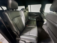 Used 2023  Jeep Wagoneer L Series II 4x4 at Dutro Auto near Zanesville&comma; OH