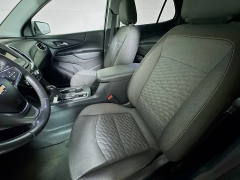 Used 2019  Chevrolet Equinox 4d SUV AWD LT w/2LT at Dutro Auto near Zanesville, OH