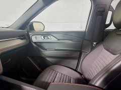 New 2025  Ford Explorer ST-Line 4WD at Graham Auto Mall near Mansfield&comma; OH