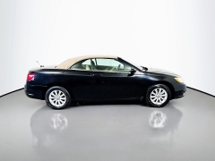 Used 2013  Chrysler 200 2d Convertible Touring at Dutro Auto near Zanesville, OH