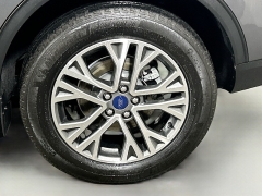 Used 2022  Ford Escape SEL AWD at Dutro Auto near Zanesville, OH