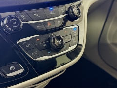 Used 2023  Chrysler Pacifica Touring L FWD at Dutro Auto near Zanesville&comma; OH